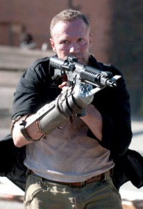 130326-walking-dead1_210x305